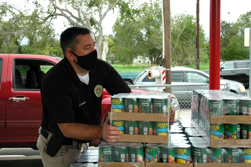 Food Bank drive up distribution 28